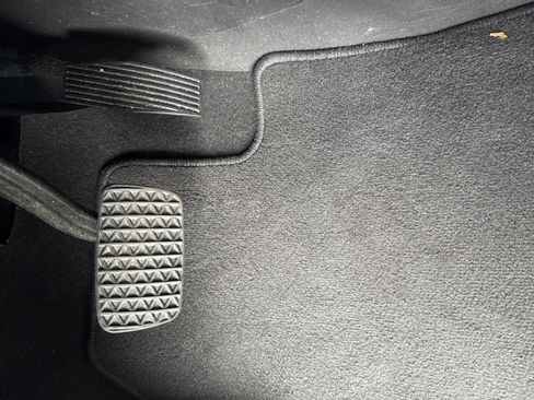 Used 2022 GMC Terrain SLT FWD image 16