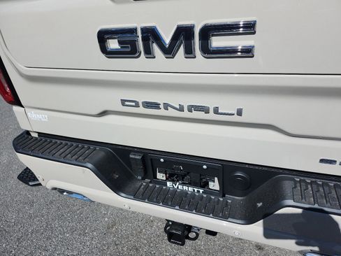 New 2026 GMC Sierra 1500 Denali Ultimate image 4