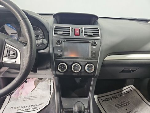 Used 2016 Subaru Crosstrek 2.0i image 18