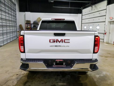 New 2026 GMC Sierra 1500 Pro w/ Convenience Package image 4