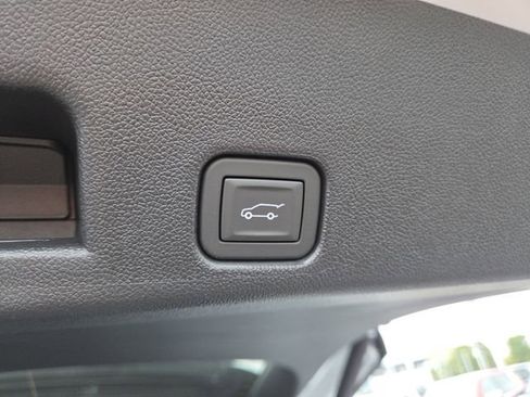 New 2026 Buick Enclave Sport Touring w/ LPO, Floor Liner Package image 15