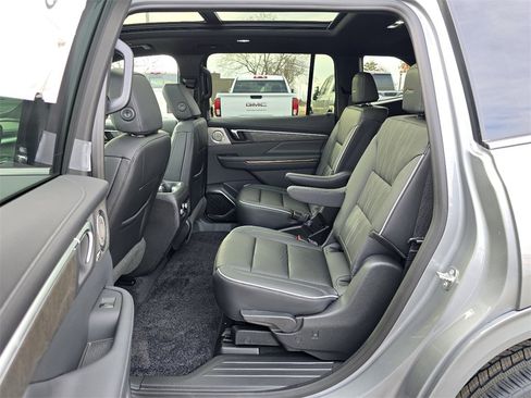 New 2026 Buick Enclave Avenir w/ Super Cruise Package image 25