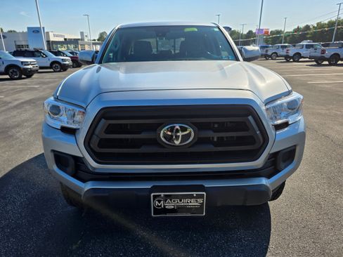Used 2023 Toyota Tacoma SR AWD/4WD image 8