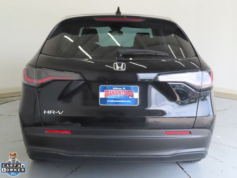 Used 2025 Honda HR-V LX image 4