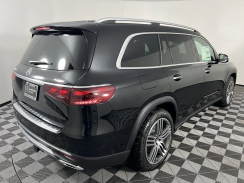 New 2025 Mercedes-Benz GLS 450 4MATIC image 13