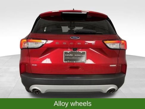 Used 2020 Ford Escape SE image 6