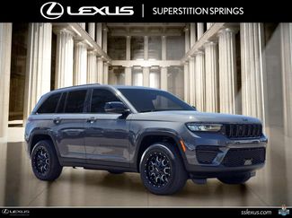 Used 2025 Jeep Grand Cherokee Altitude AWD/4WD video 1