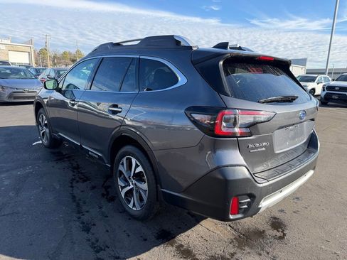 Used 2022 Subaru Outback Touring w/ Popular Package #2 image 4