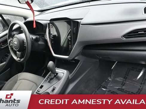 Used 2024 Subaru Crosstrek 2.0i Premium AWD/4WD image 12