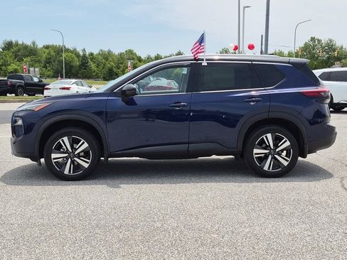 Used 2024 Nissan Rogue SL w/ SL Premium Package AWD/4WD image 5