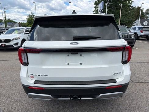 New 2026 Ford Explorer Platinum AWD/4WD image 4