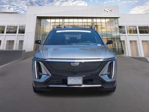 Certified 2024 Cadillac Lyriq Tech w/ Driver Assist Package RWD image 2