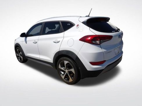 Used 2017 Hyundai Tucson Sport FWD image 12