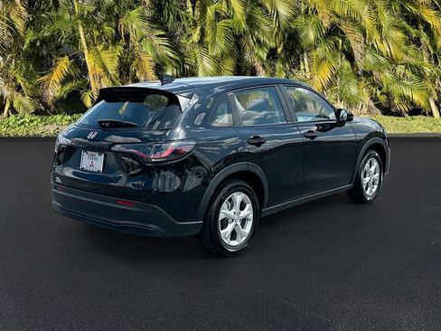 Used 2025 Honda HR-V LX image 4