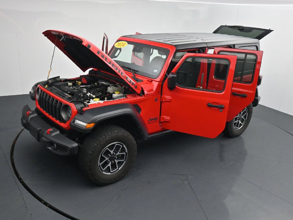 Used 2024 Jeep Wrangler Unlimited Rubicon AWD/4WD image 45
