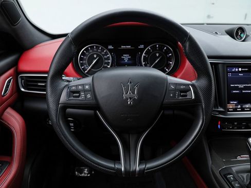 Certified 2023 Maserati Levante GT AWD/4WD image 19
