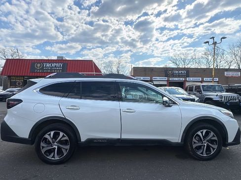 Used 2020 Subaru Outback Touring XT image 4