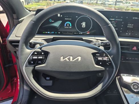 Used 2023 Kia EV6 GT-Line w/ GT-Line Suede Seat Package AWD/4WD image 18
