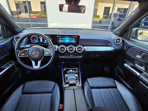 Used 2020 Mercedes-Benz GLB 250 image 21