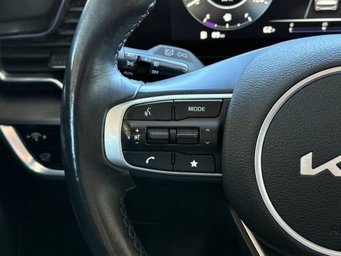 Certified 2023 Kia Sportage SX AWD/4WD image 32