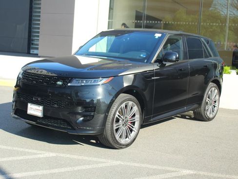 Used 2024 Land Rover Range Rover Sport Dynamic SE image 1
