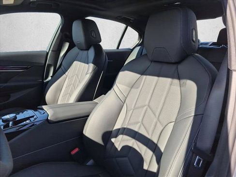 New 2027 BMW 530i xDrive AWD/4WD image 4