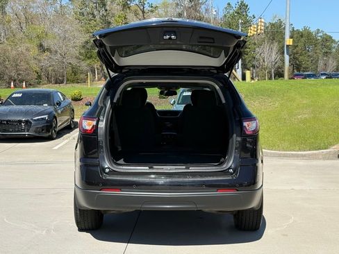 Used 2013 Chevrolet Traverse LT image 16