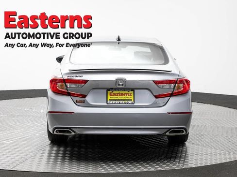 Used 2022 Honda Accord Sport image 6