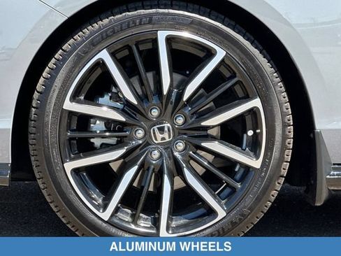 Used 2023 Honda Accord Touring image 28