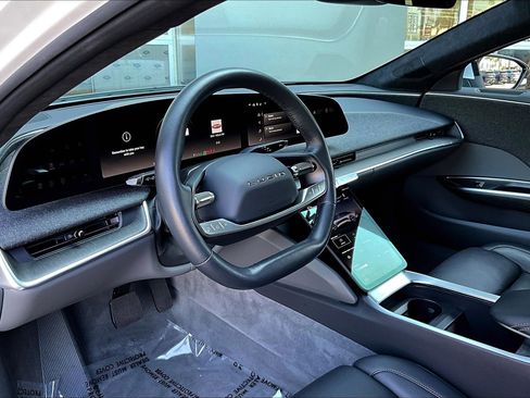 Used 2024 Lucid Air Touring AWD/4WD image 14