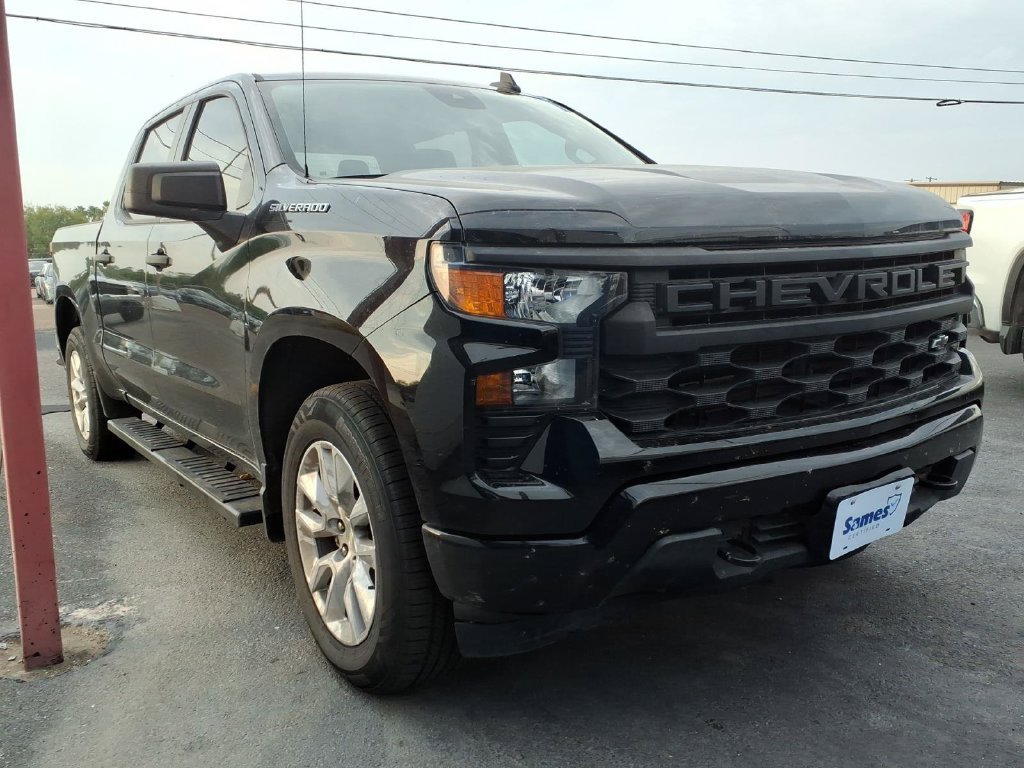 Used 2022 Chevrolet Silverado 1500 Custom RWD image 1