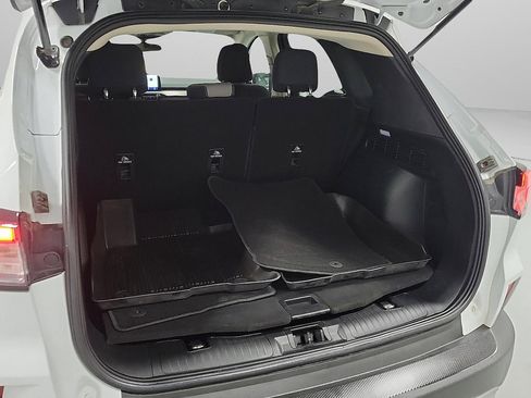 Used 2020 Ford Escape SE image 7