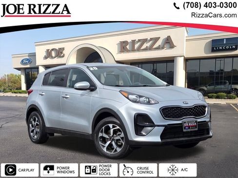Used 2020 Kia Sportage LX image 1