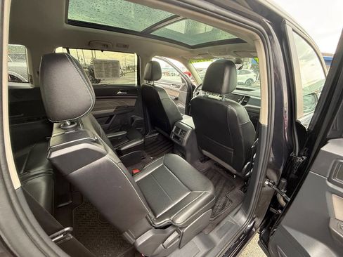 Used 2022 Volkswagen Atlas SEL R-Line AWD/4WD image 23