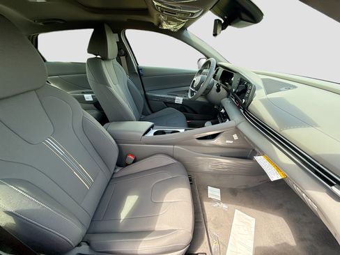 New 2026 Hyundai Elantra SEL Sport Premium FWD image 20