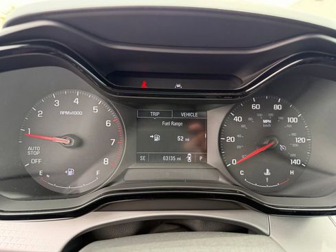 Used 2024 Chevrolet Trax LS FWD image 25