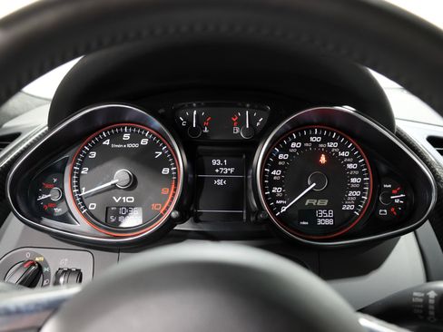 Used 2011 Audi R8 V10 AWD/4WD image 80