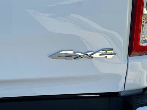 Used 2020 RAM 1500 Big Horn AWD/4WD image 25
