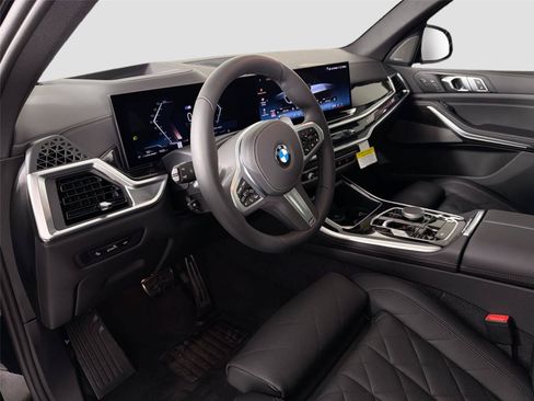 New 2026 BMW X5 xDrive40i w/ M Sport Package AWD/4WD image 18