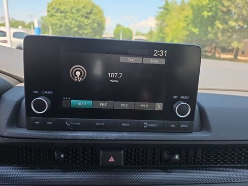 Used 2024 Honda CR-V EX image 15