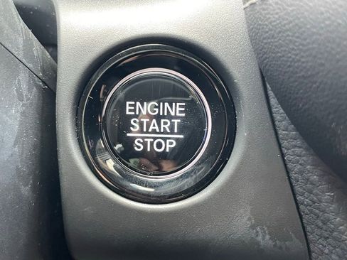 New 2026 Honda HR-V EX-L image 29