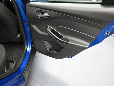 Used 2018 Ford Focus SE image 27