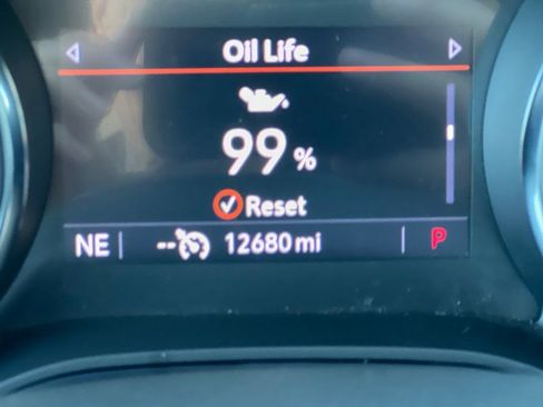 Used 2023 Buick Encore GX Select image 22