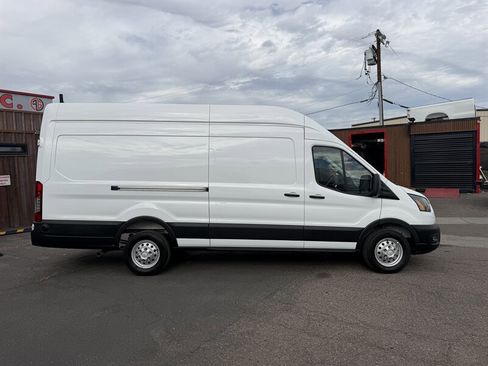 Used 2025 Ford Transit 250 148 High Roof Extended AWD image 2