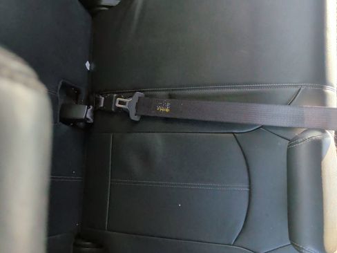 Used 2013 Chevrolet Traverse LT AWD/4WD image 7