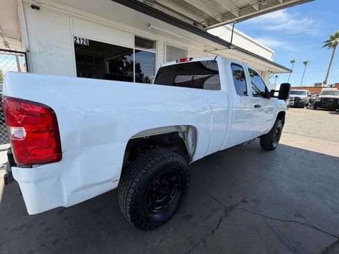 Used 2011 Chevrolet Silverado 2500 W/T image 4