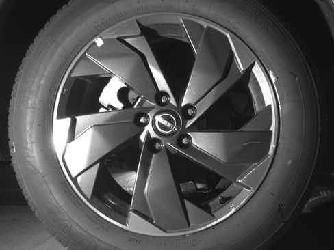 Used 2025 Nissan Rogue SV image 15