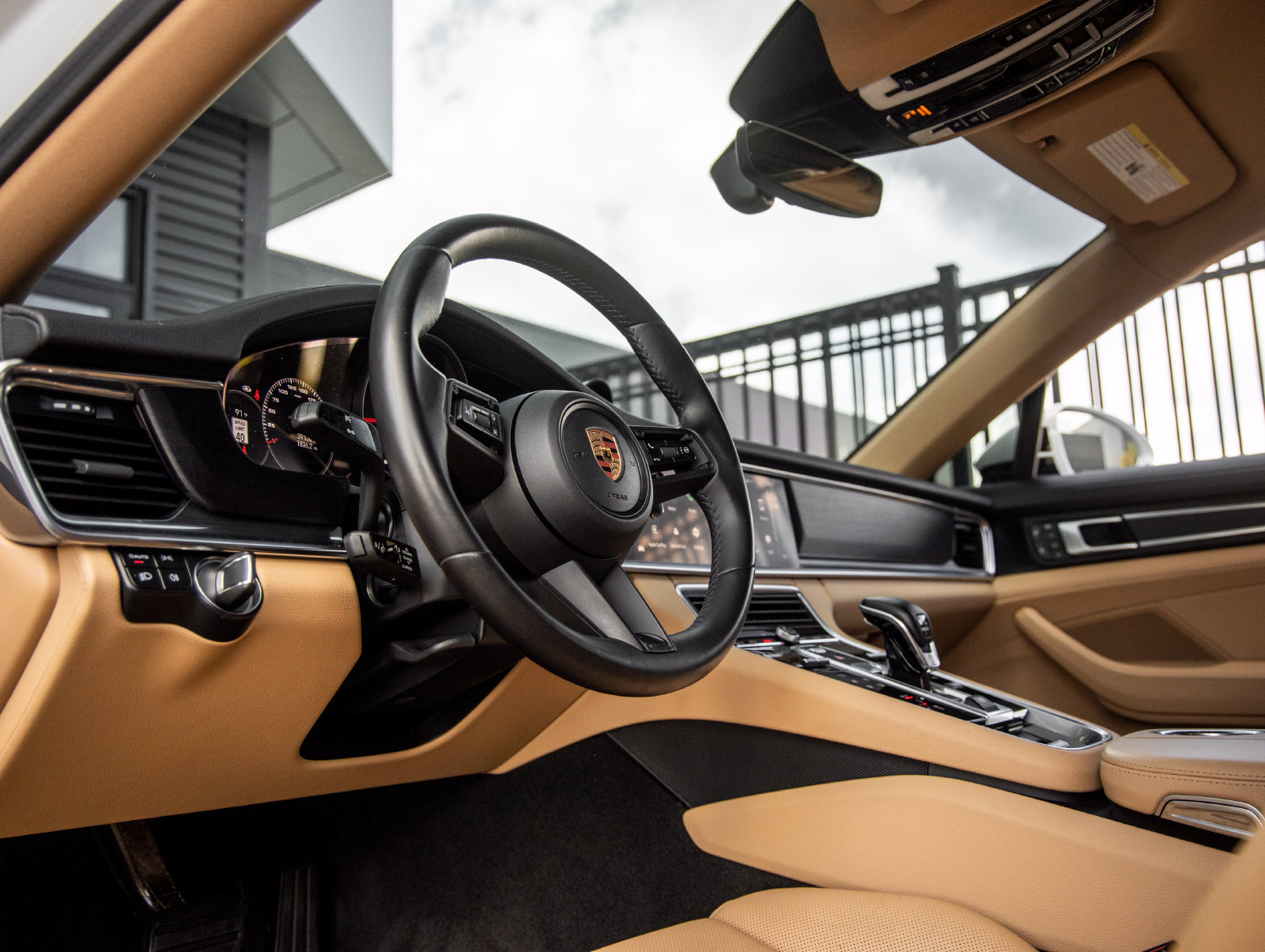 Certified 2023 Porsche Panamera Platinum Edition RWD image 4