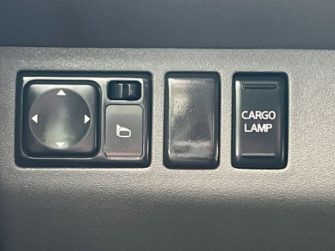 Used 2017 Nissan Frontier SV RWD image 30