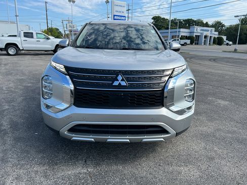 Used 2022 Mitsubishi Outlander SEL Black Edition FWD image 2